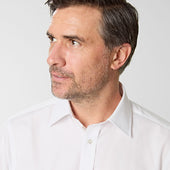 Contemporary Fit Plain Cotton Poplin Shirt With Classic Collar Double Cuff