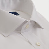 Contemporary Fit Plain Cotton Poplin Shirt With Cut Away Collar Two Button Cuff