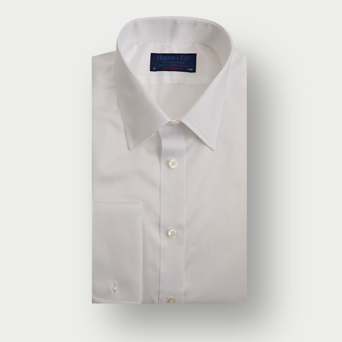 Contemporary Fit Fine Twill Cotton Shirt With Classic Collar Double Cuff