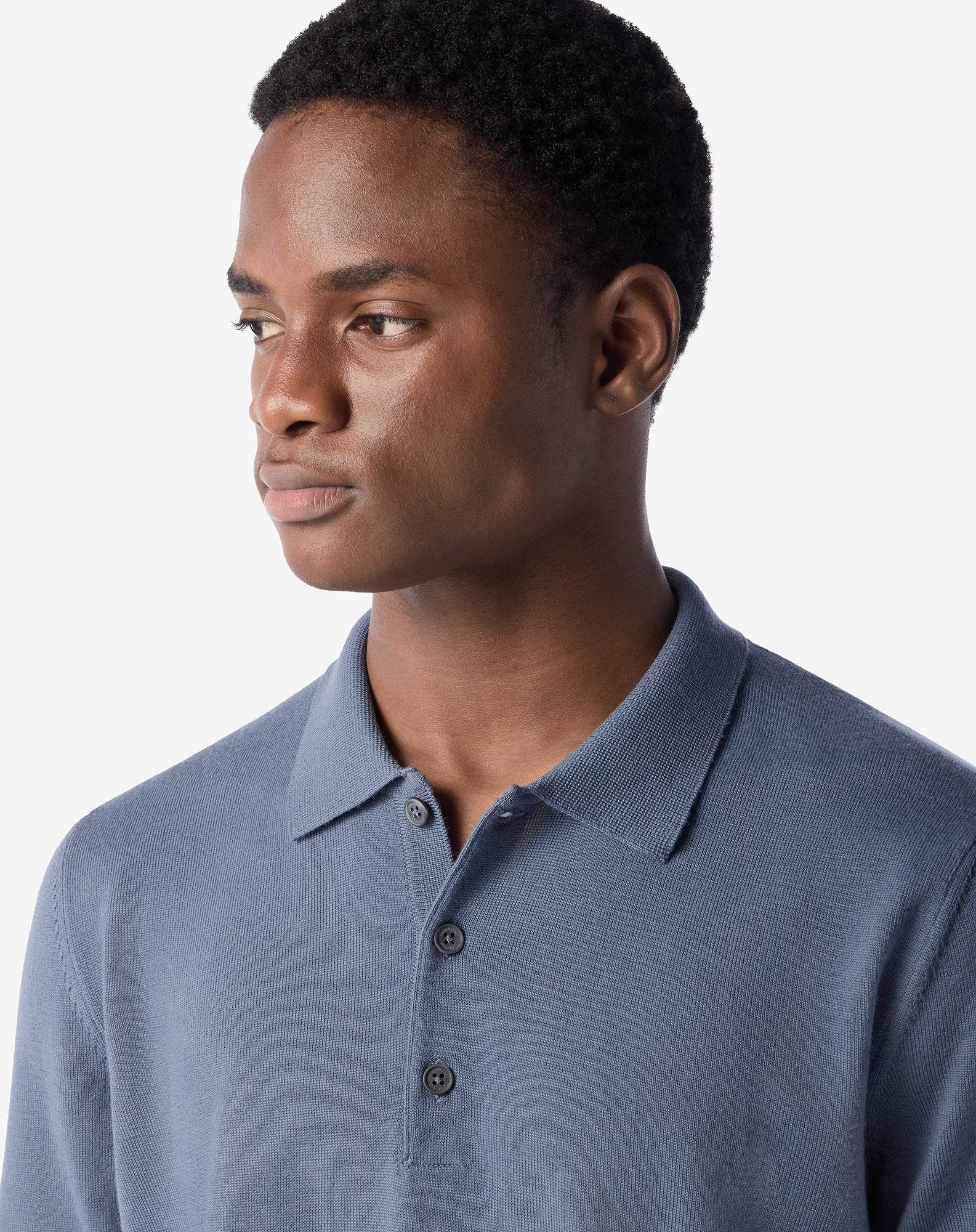 Polo con bottoni carta da zucchero in lana merino extrafine