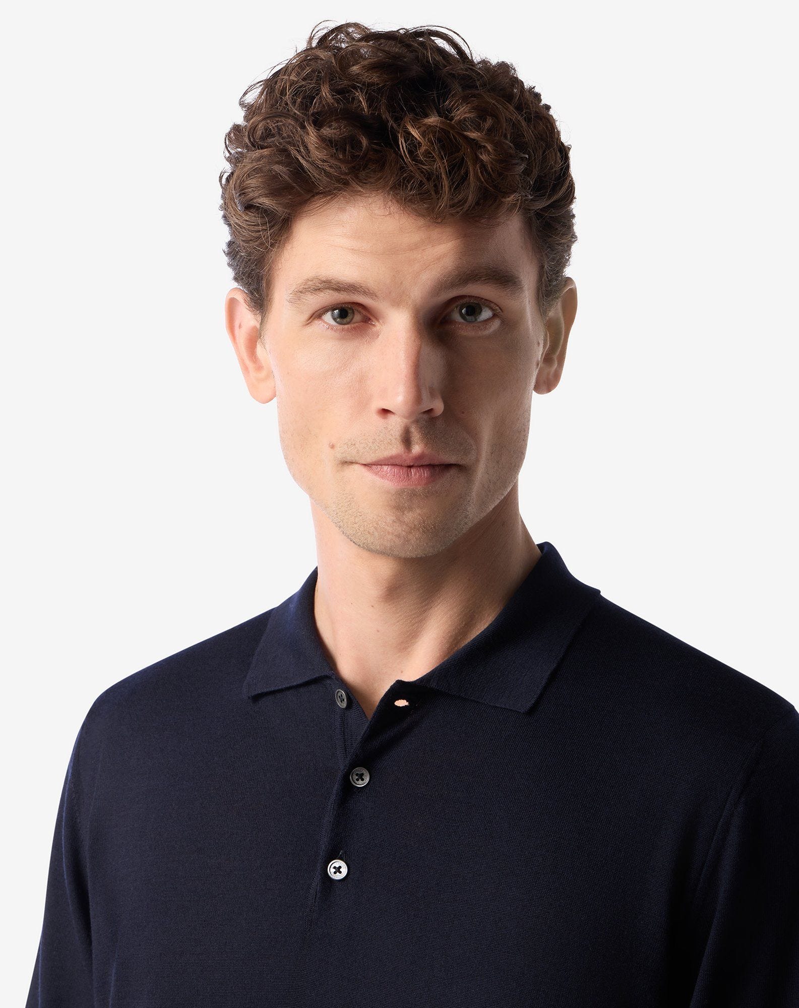 Polo con bottoni blu navy in lana ultrafine