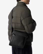 Bag A Tracolla Nera In Pelle Con Texture