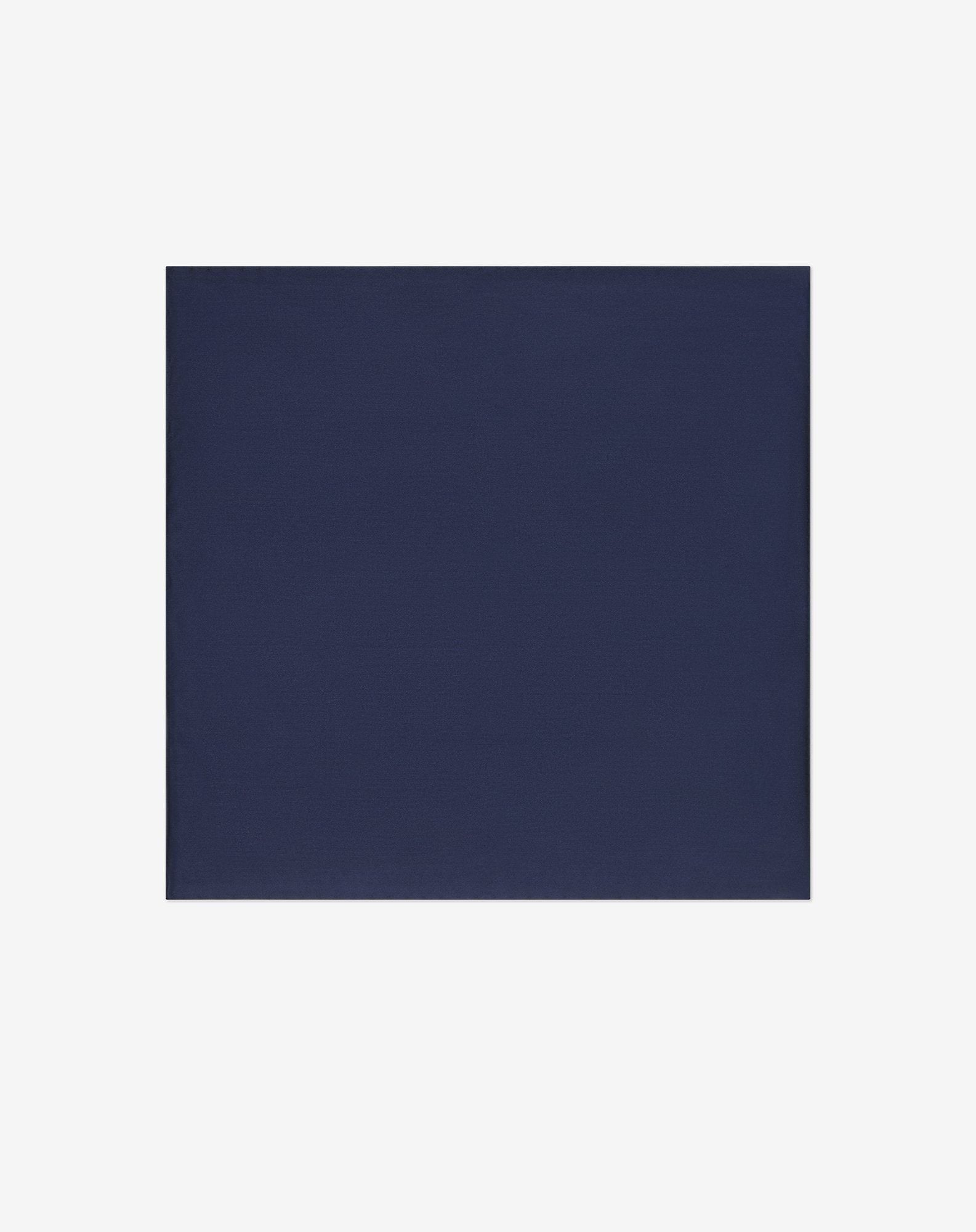 Pochette blu scuro in raso unito