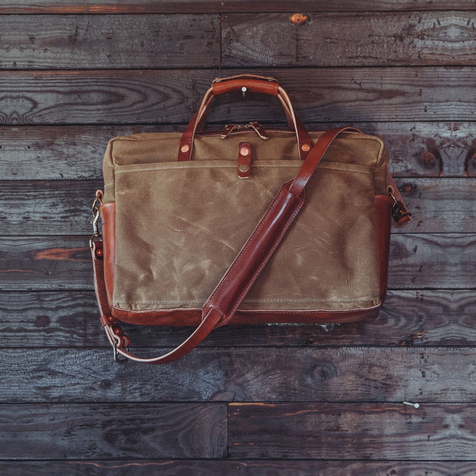 Courier Briefcase Brush