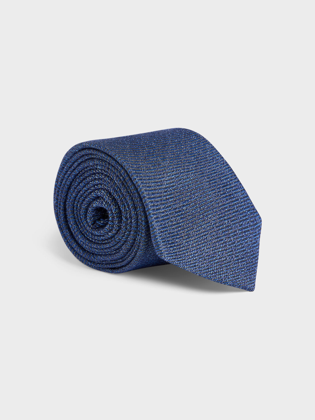 Cravate large en coton et soie bleu indigo à motif