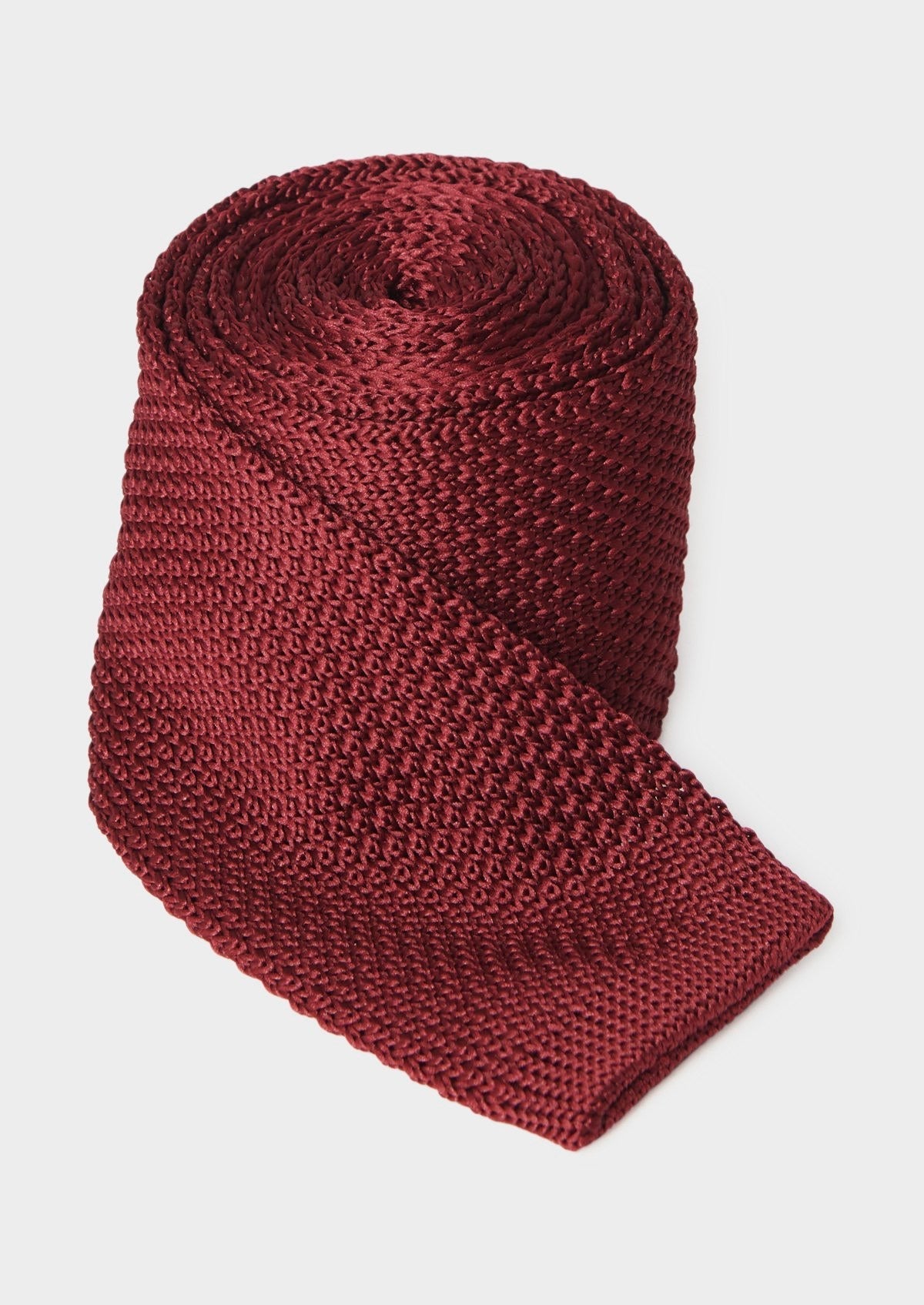 Cravate Fine En Tricot Uni Bordeaux