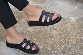 D010 Sandals