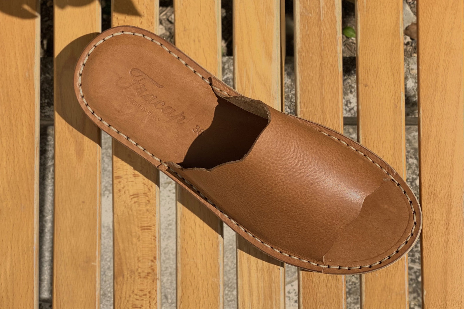 D027 Sandals