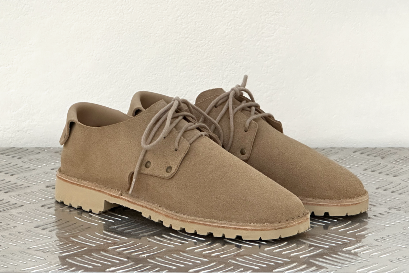 D140 Sand Shoes