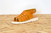 D178 Sandals