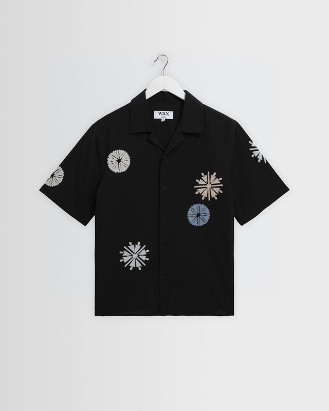 Didcot - Black And Multicolour Round Applique Short-Sleeve Shirt