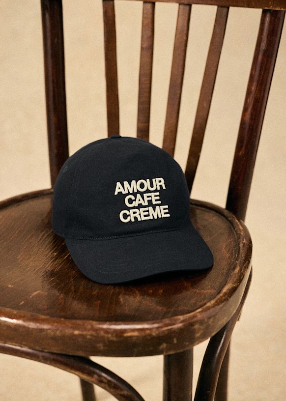 Amour Café Crème Hat - Navy