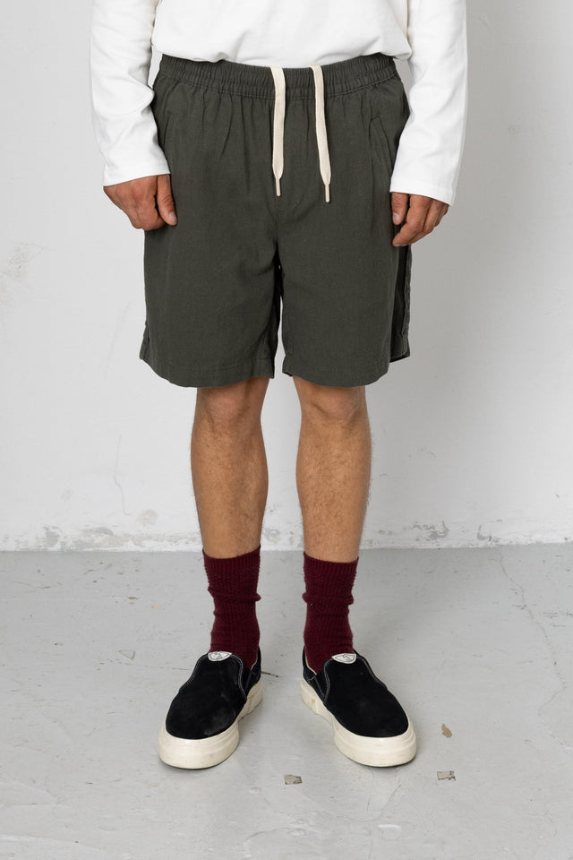 Darwin Crinkle Assembly Short - Choco Green