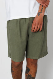 Relaxed Assembly Short Dark Cotton Linen