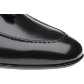 Herring Andalusia mens rubber-soled tasselled loafers in black calf (second)
