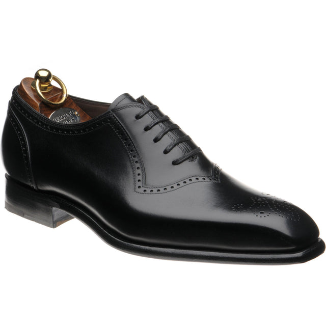 Herring Bournwell mens brogues in black calf