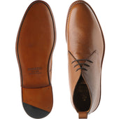 Herring Cosdon mens Chukka boots in tan grain