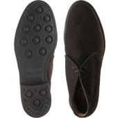 Herring Herald mens rubber-soled Chukka boots in bitter choc suede