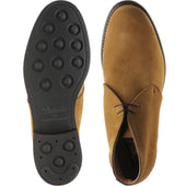 Herring Herald mens rubber-soled Chukka boots in maracca suede