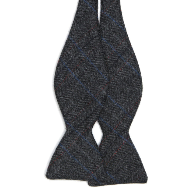Herring Herring Tweed Bow Tie in charcoal grey