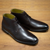 Herring Marsden mens rubber-soled Chukka boots in brown calf
