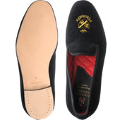 Herring Monarch mens house shoes in black velvet