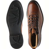 Herring Staverley mens rubber-soled boots in tan grain