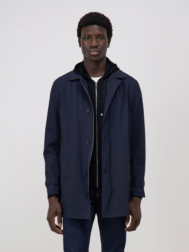 Trench droit de voyage uni bleu marine