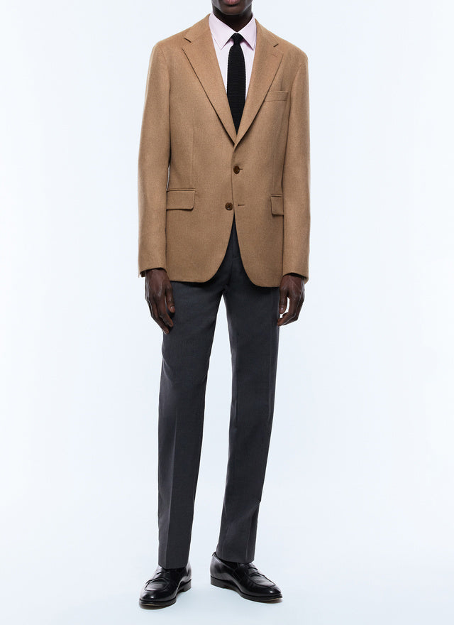 Straight cut jacket in camel wool