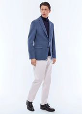Straight cut jacket in wool tweed