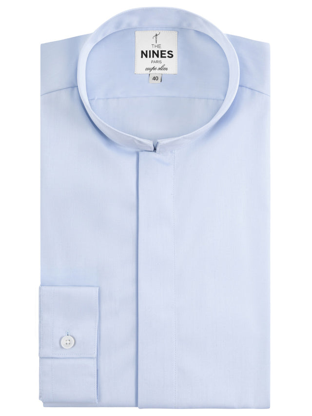 Light blue wrinkle resistant reverse collar shirt