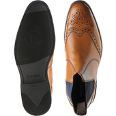 Loake Hoskins mens rubber-soled brogue boots in tan calf