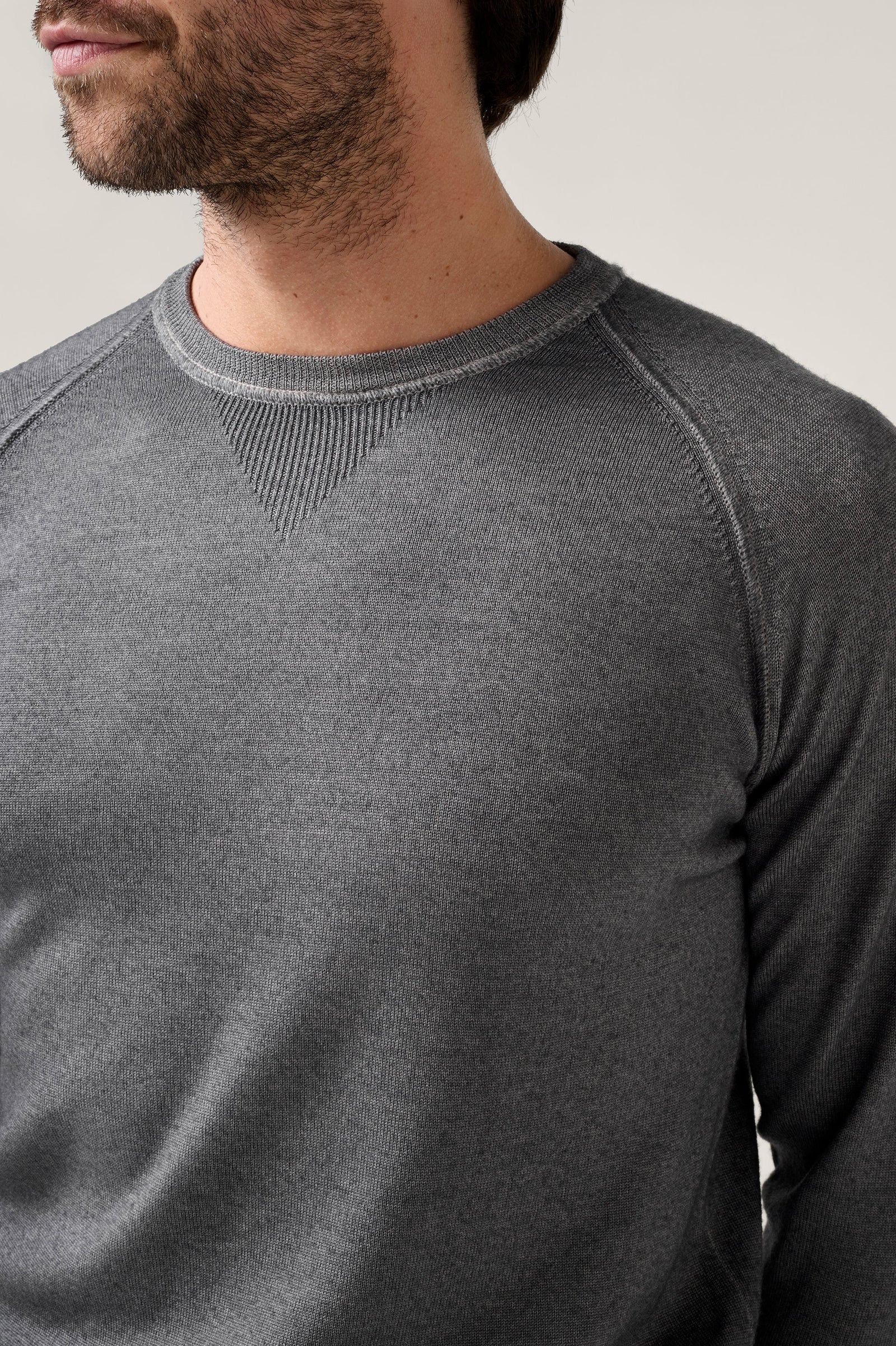 Alcott Raglan Crew Sweater Wool Vintage Wash Grey Marle
