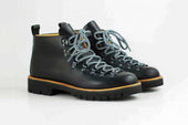 M120 Carbon Black Boots