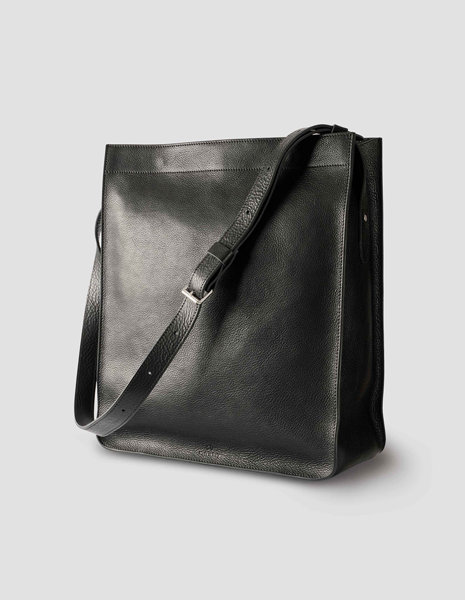 Shoulder Tote Fine Grain Leather
