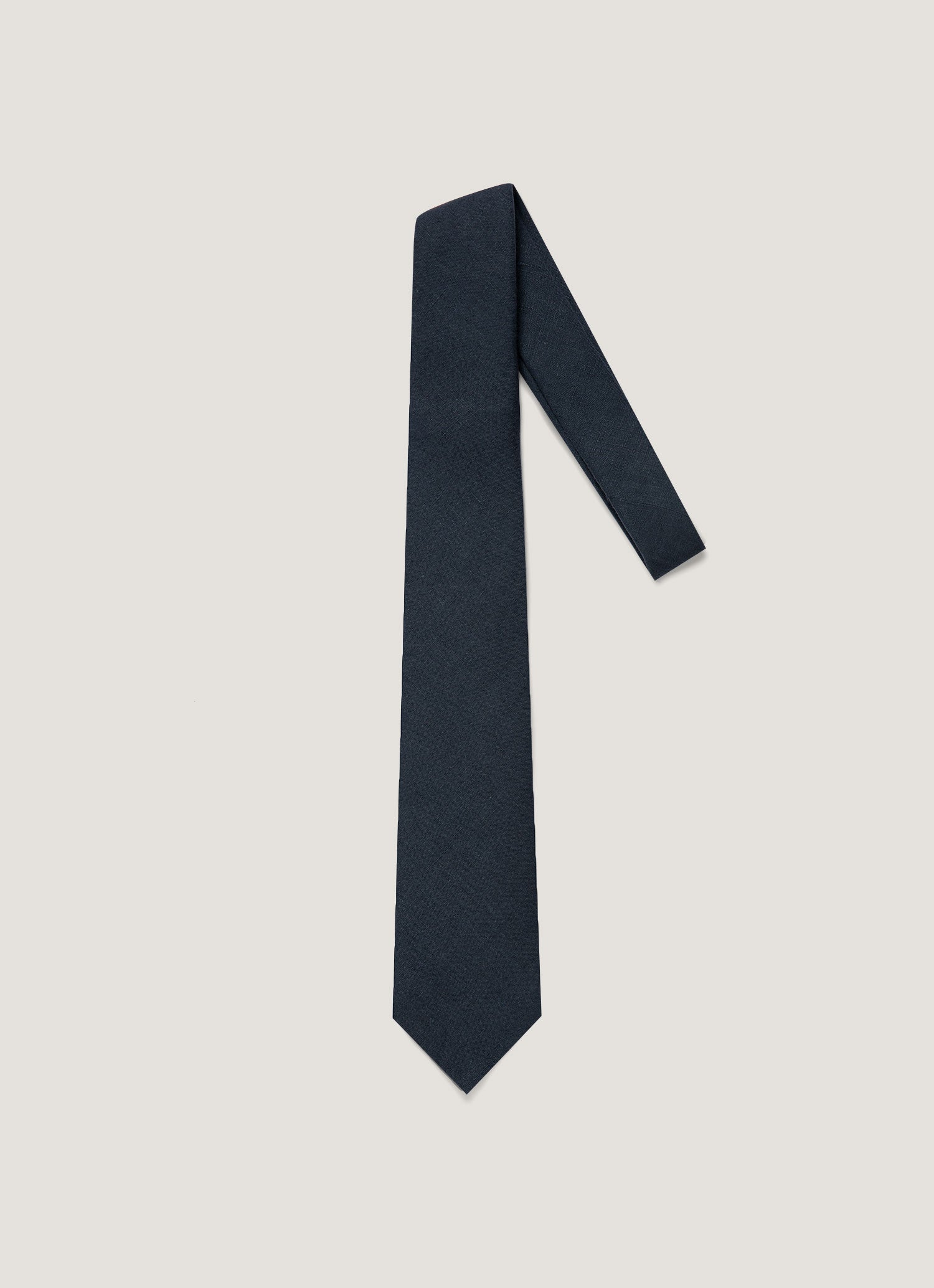 Men S Linen Tie In Light
