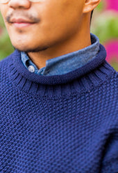 SE28 NAVY BRITISH WOOL GUERNSEY UNISEX SWEATER