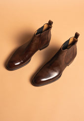 Nicolae’s boots