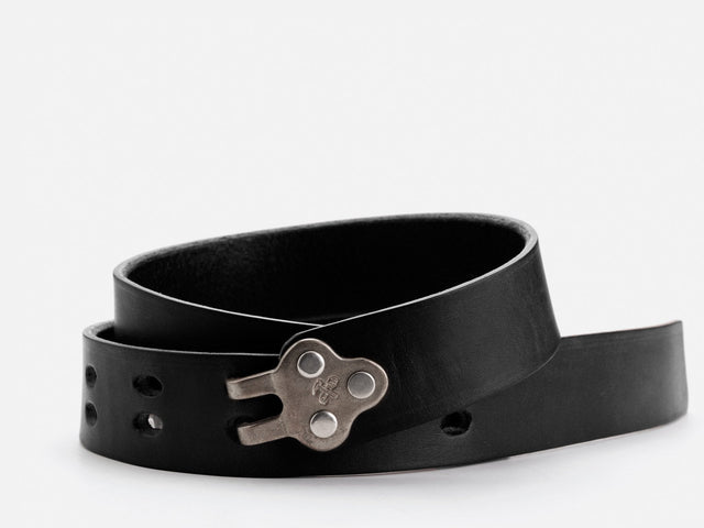 No. 150 Claw Buckle Belt, Black