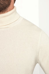 Off White Cashmere Turtleneck Made In Italy