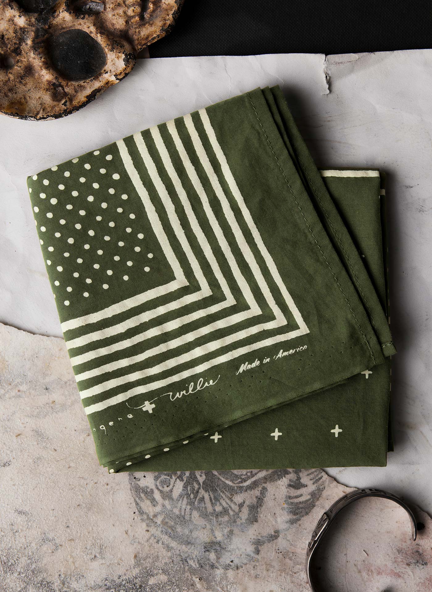 I W Vintage Bandana V2