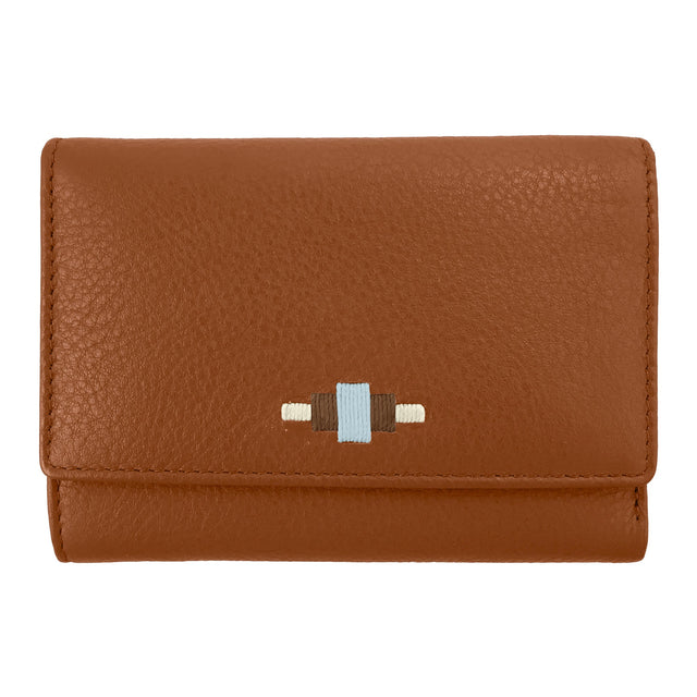 Chica Trifold Purse - Tan Leather