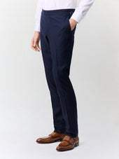 Pantalon coordonnable slim en laine stretch bleu marine à rayures