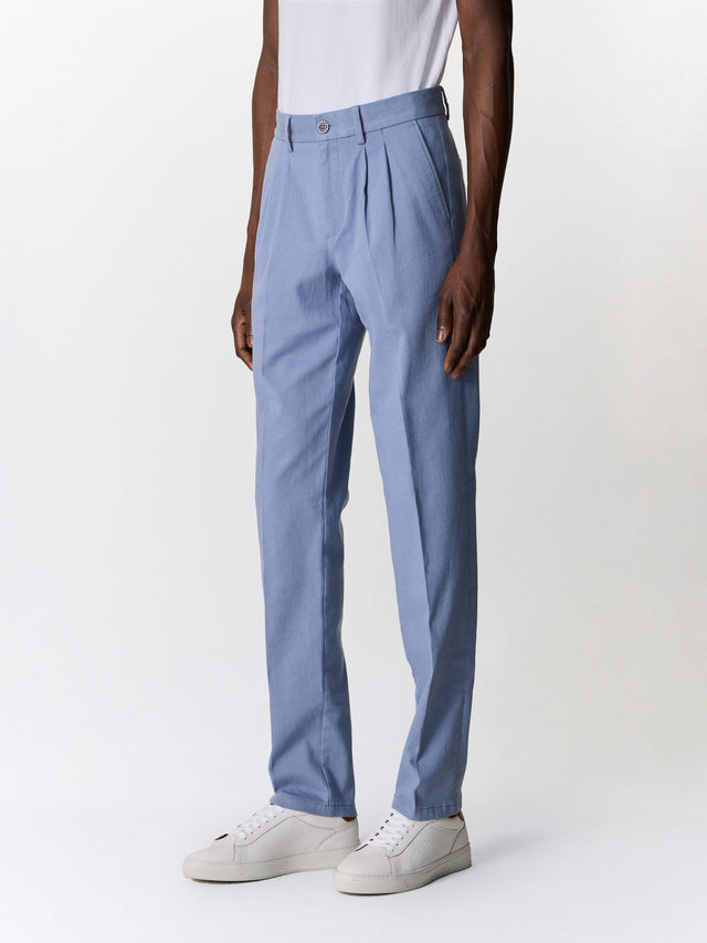Chino slack semi regular en coton stretch bleu chambray