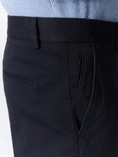Chino Slack Semi Regular En Coton Stretch Bleu Marine