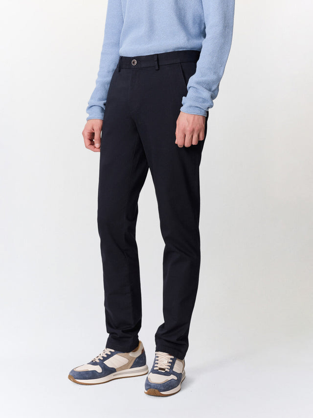 Chino slack semi regular en coton stretch bleu marine