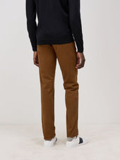 Chino Slack Semi Regular En Coton Stretch Uni
