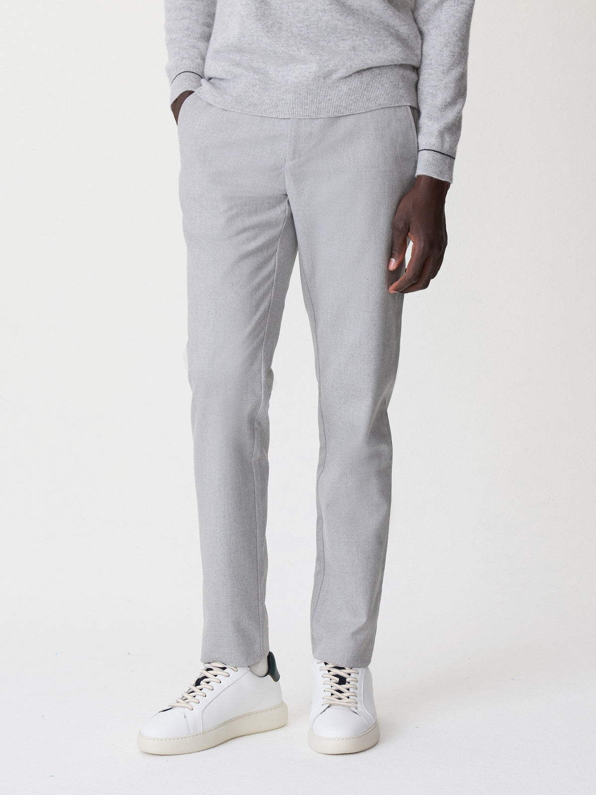 Pantalon Casual Slack Regular Gris