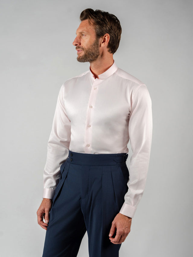Pink reverse collar twill shirt