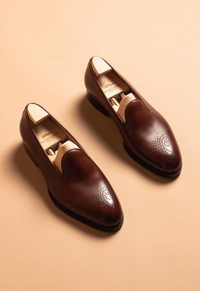 The plain loafer